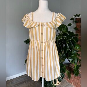 🛍️Isabel maternity cute top Size Small measurements posted